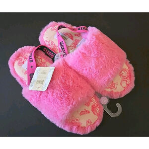 Katie Kime Wicked Slippers Girls XL Sz 6-7 Pink Soft Very Cute! NWT (C-42)